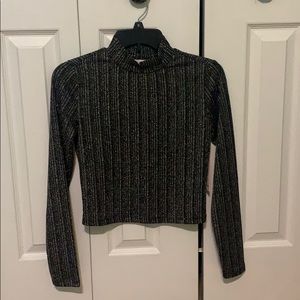 Cropped glitter, turtle neck long sleeve